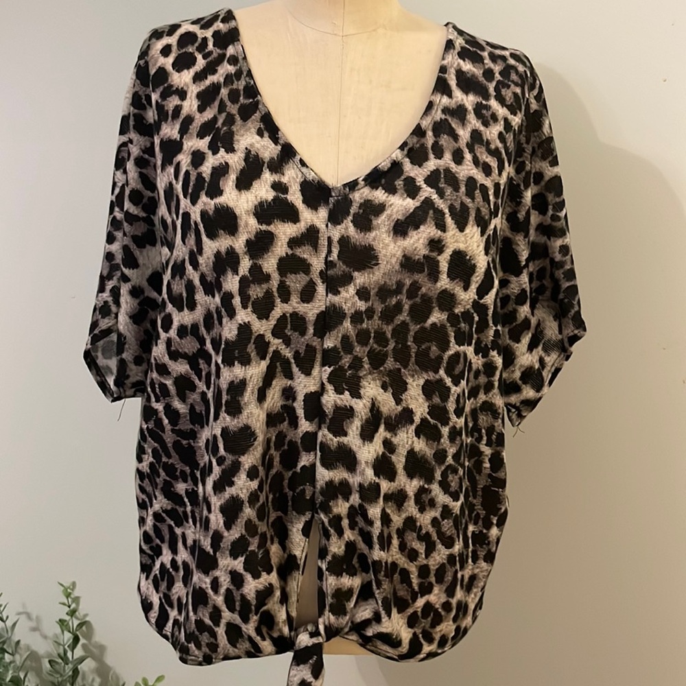Womens Soprano Animal Print blouse - medium